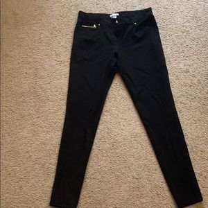 Black jegging pants